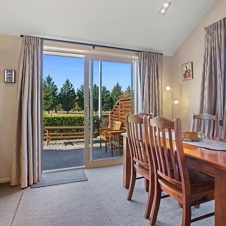 Fairway Cottage - Hanmer Springs Holiday Home Екстериор снимка